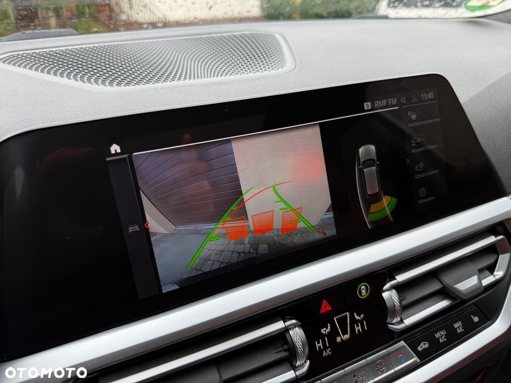 BMW Seria 3 320d M Sport - 32