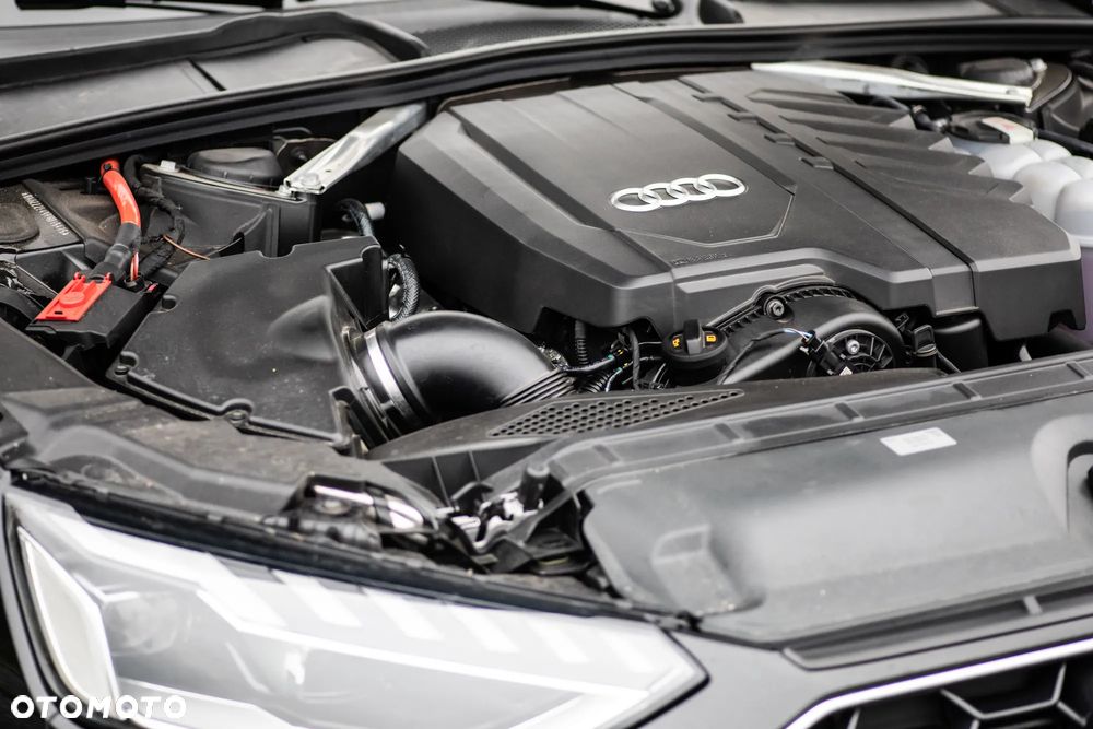 Audi A4 Limousine - 12