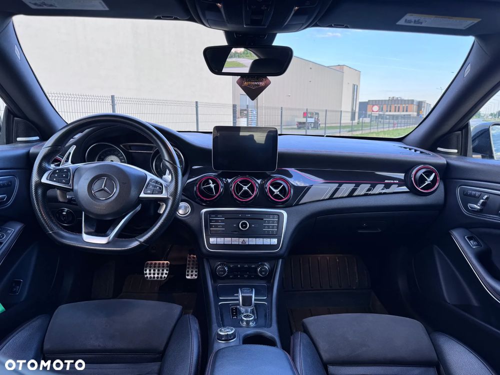 Mercedes-Benz CLA AMG 45 4-Matic - 6