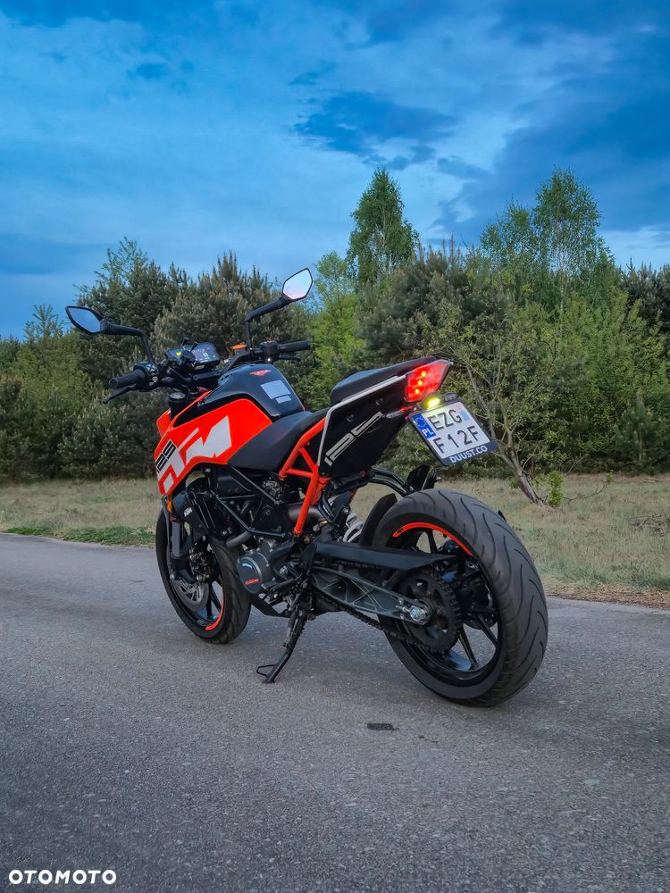 KTM Duke 125 - 9
