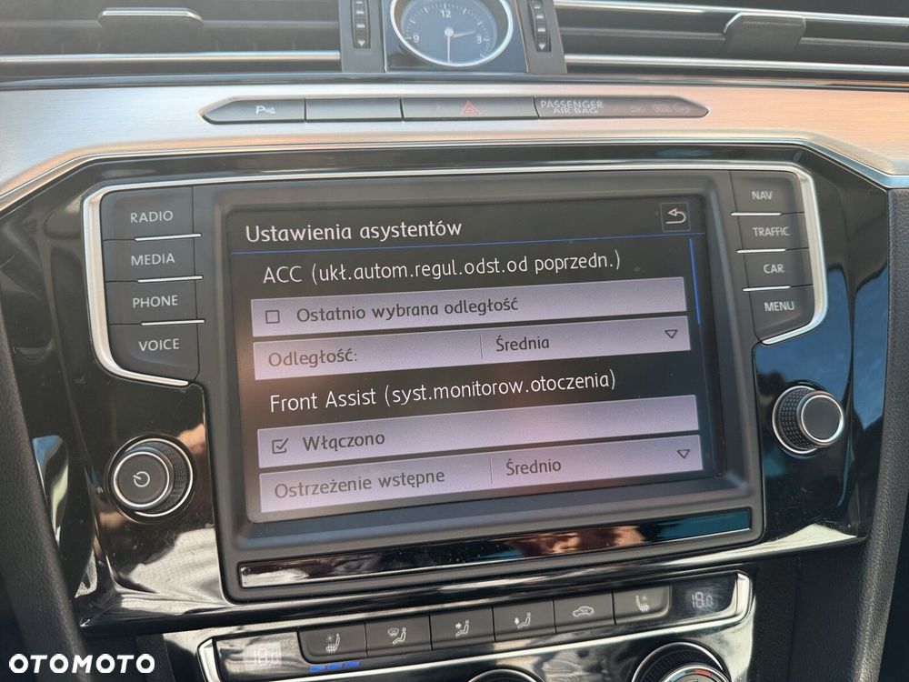 Volkswagen Passat 2.0 TSI BMT 4Mot Highline DSG - 28