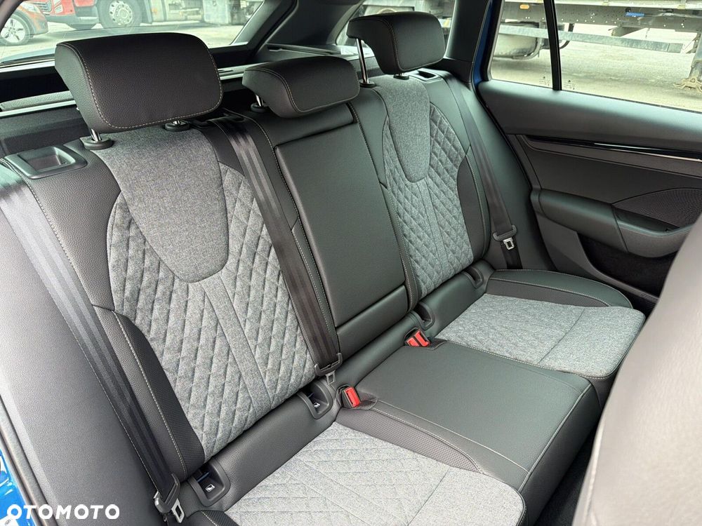 Skoda Octavia 1.5 TSI mHEV Sportline DSG - 20