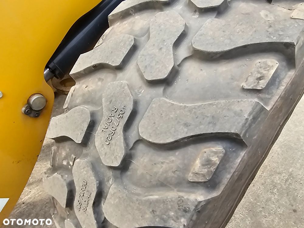 Caterpillar 908h2 - 12