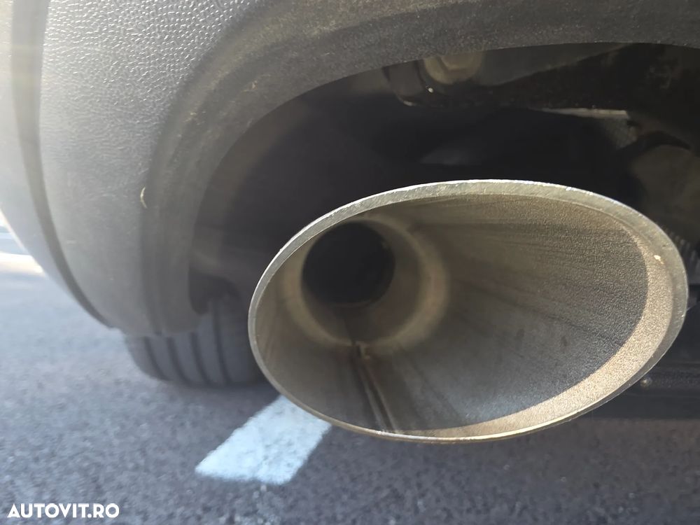 Volkswagen Passat CC 2.0 TDI DSG 4Motion BMT - 20