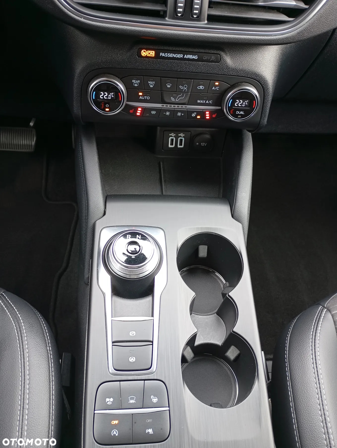 Ford Kuga 2.0 EcoBlue 4x4 TITANIUM X - 17