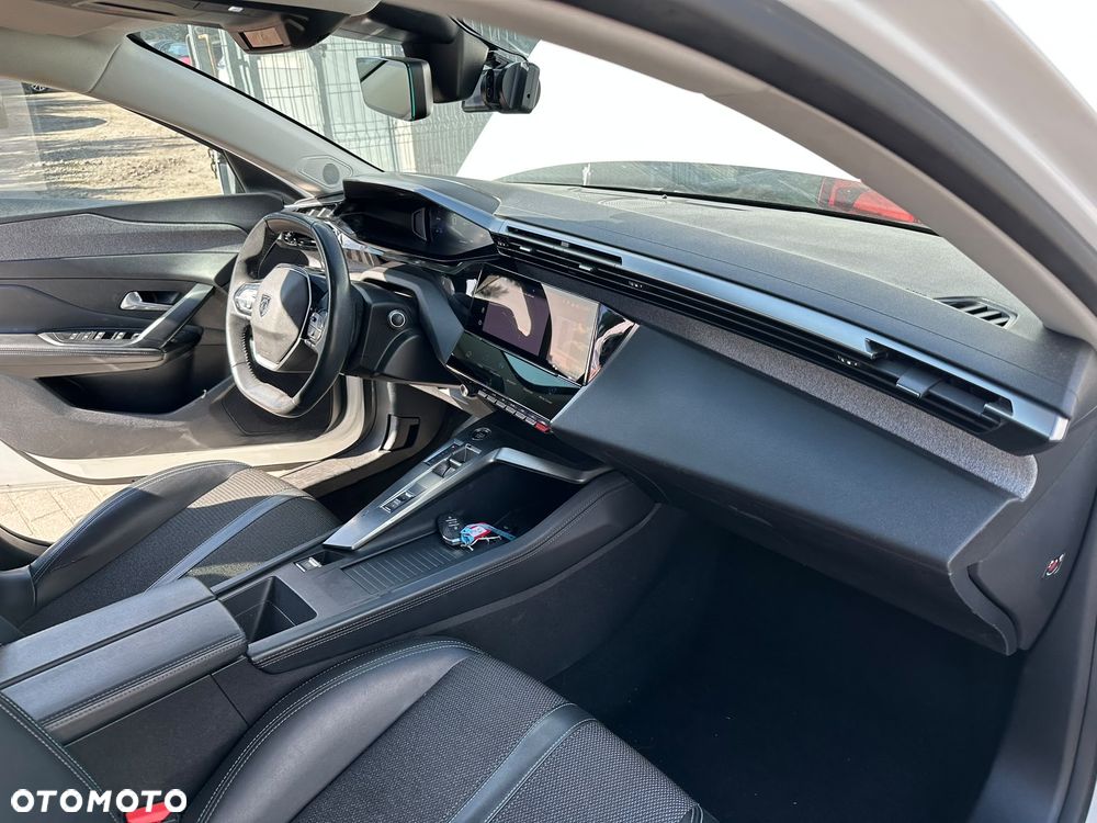 Peugeot 308 - 4