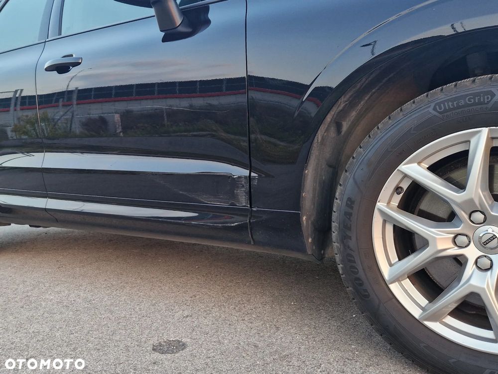 Volvo XC 60 D4 AWD Momentum - 12