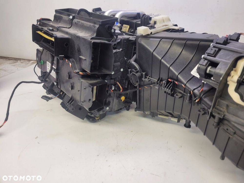 NAGRZEWNICA KOMPLETNA AUDI A4 B8 Q5 8K1820005AR - 3