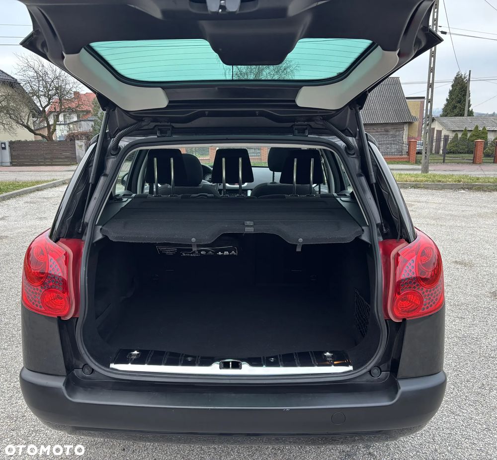 Peugeot 207 120 VTi Premium - 6