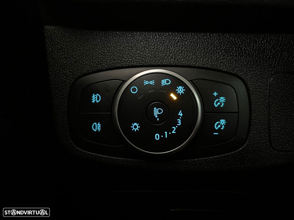 Ford Focus SW 1.5 TDCi EcoBlue Active X - 26