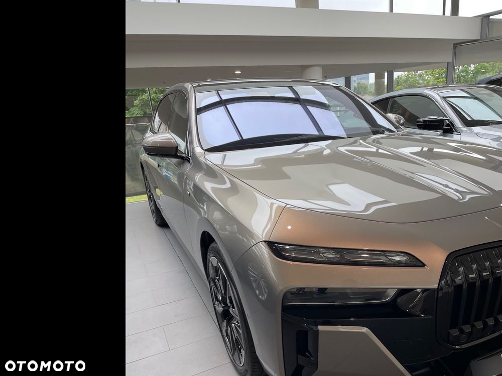 BMW Seria 7 740d xDrive sport - 4