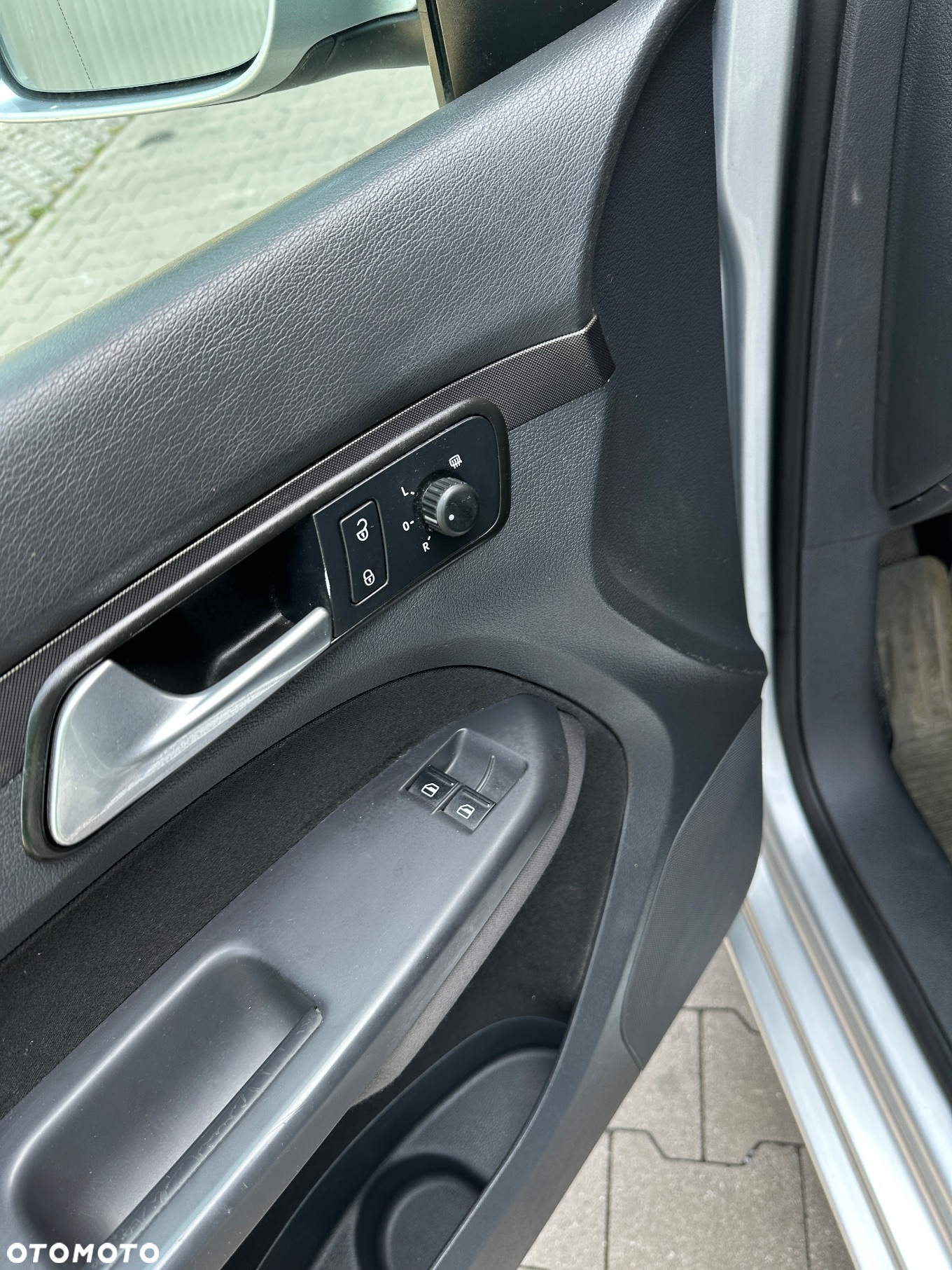 Volkswagen Touran 1.6 - 12