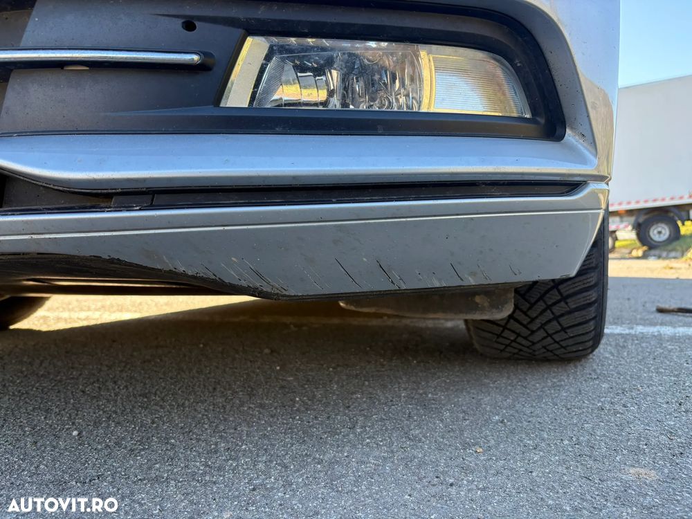 Volkswagen Passat 2.0 TDI DSG (BlueMotion Technology) Comfortline - 12