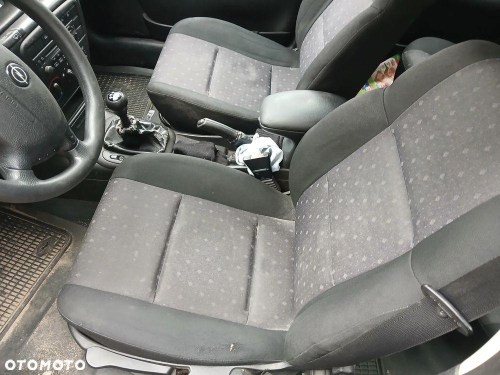 OPEL VECTRA B LIFT HB L157 fotel fotele kanapa deska kokpit podsufitka boczek boczki klamka - 7