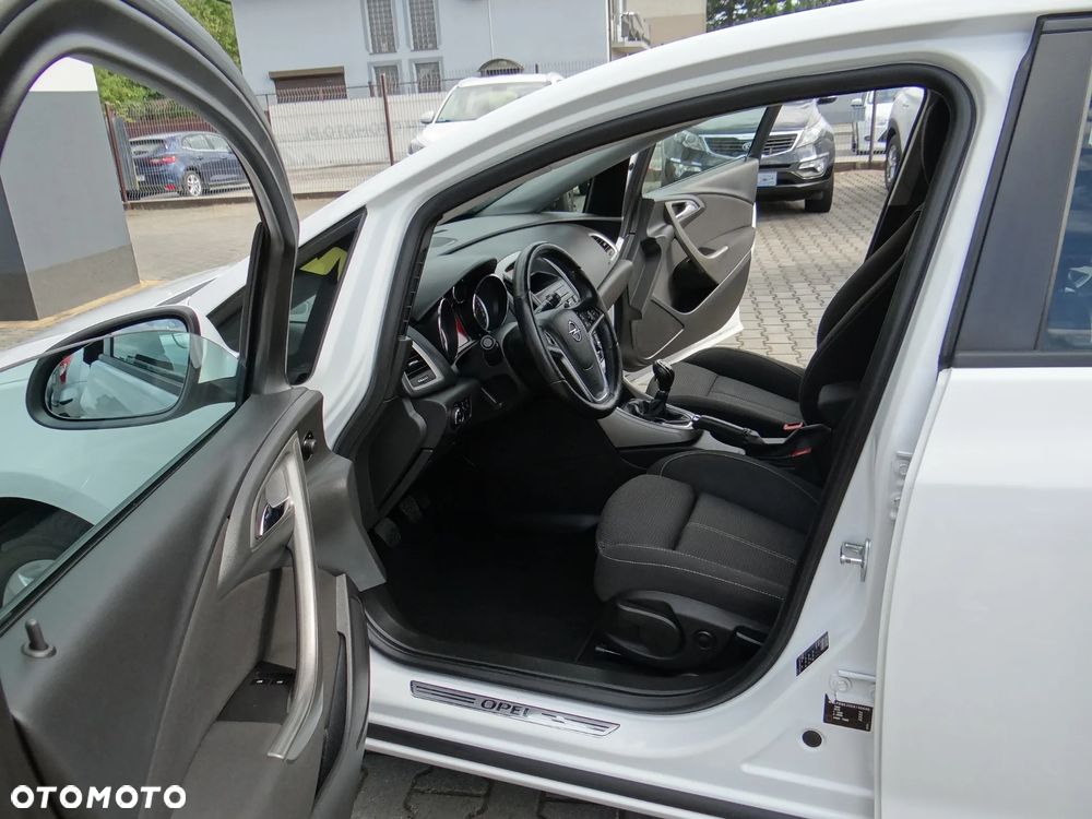 Opel Astra - 22