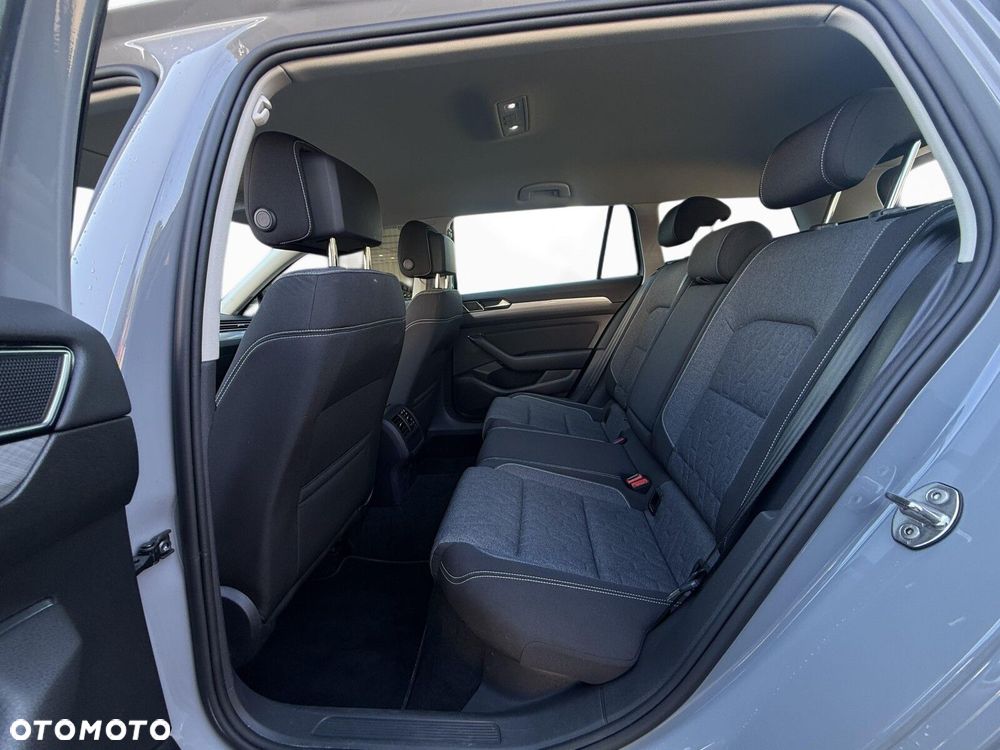 Volkswagen Passat Variant 1.5 TSI EVO Business DSG - 28