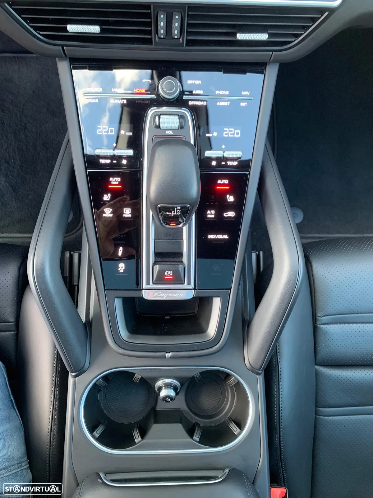 Porsche Cayenne Coupé E-Hybrid Platinum Edition - 39