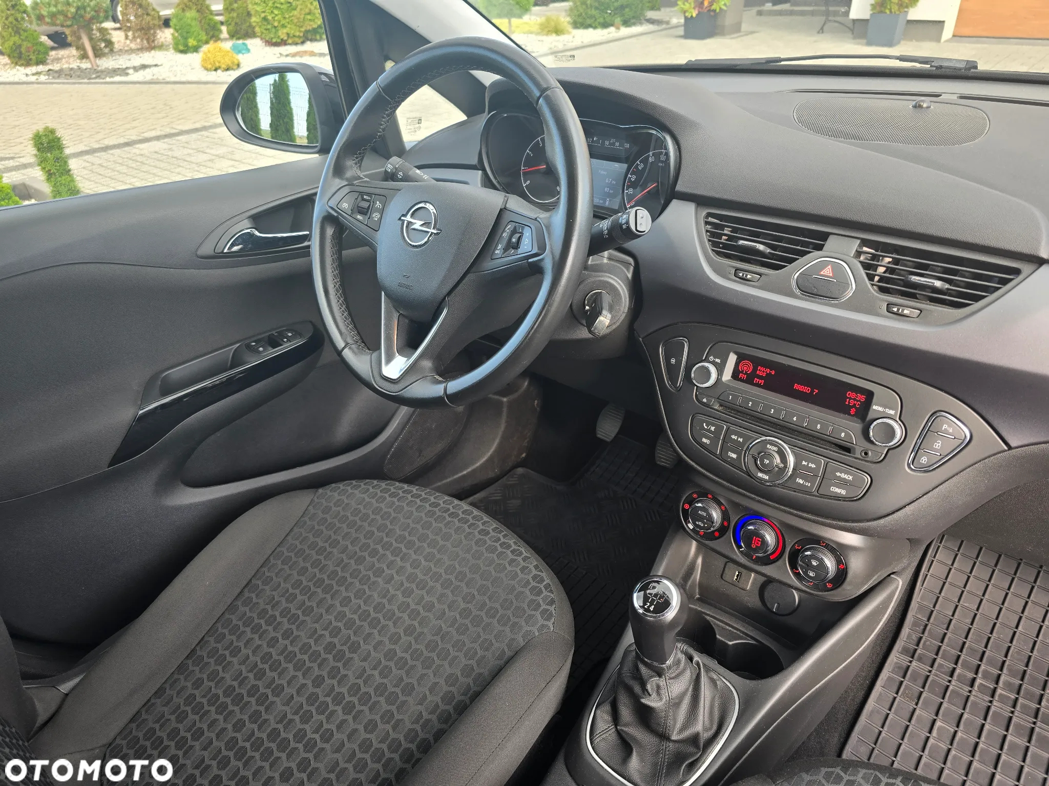 Opel Corsa 1.4 Enjoy - 11