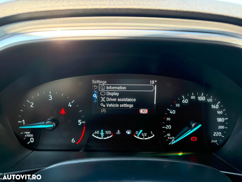 Ford Focus 1.5 EcoBlue Titanium X - 19