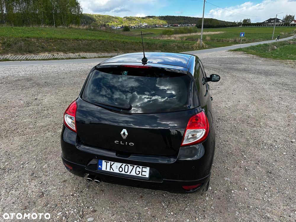 Renault Clio 1.6 16V 130 GT - 6