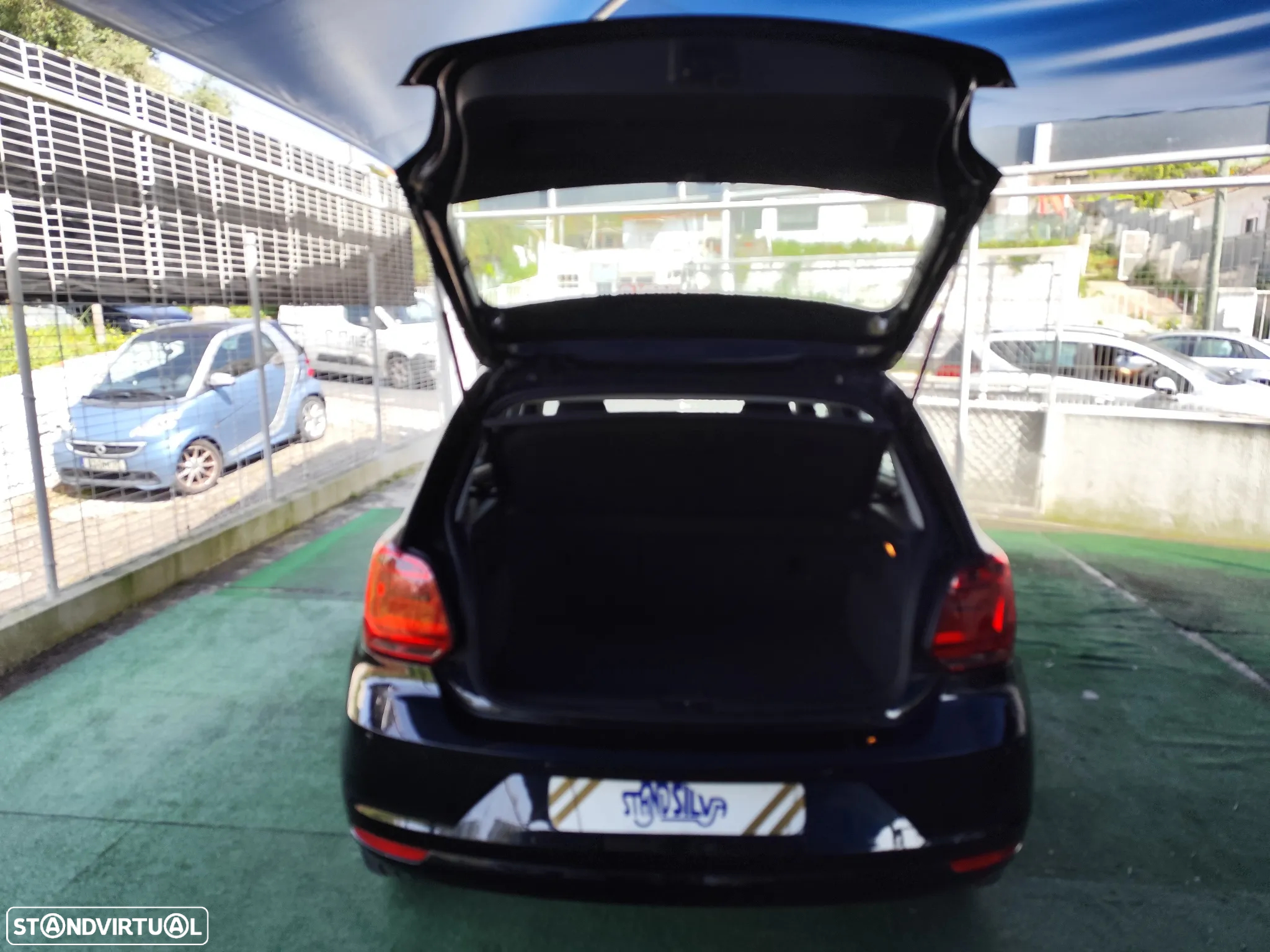 VW Polo 1.4 TDi BlueMotion - 41