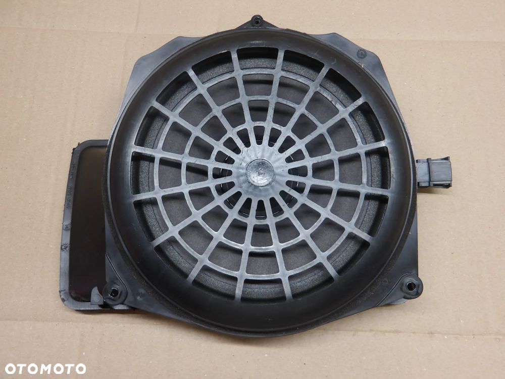 AUDI A4 B7 SEDAN 04-08 2.0TDI GŁOŚNIK SUBWOOFER - 1