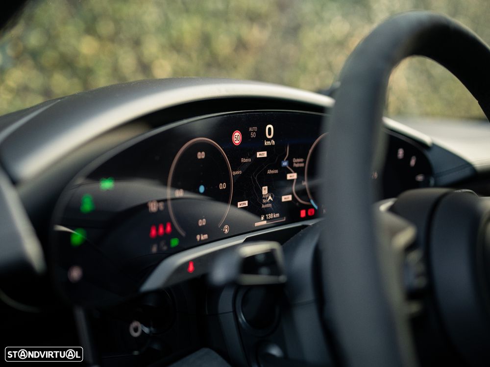 Porsche Taycan Sport Turismo GTS - 32