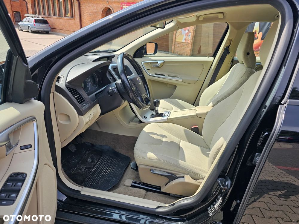 Volvo XC 60 2.4D AWD - 21