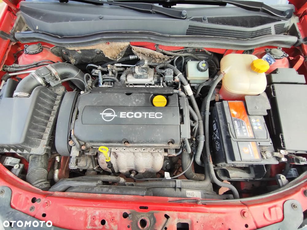 Opel Astra 1.8 Sport - 12