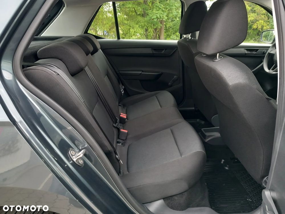 Skoda Fabia 1.0 MPI Active - 11