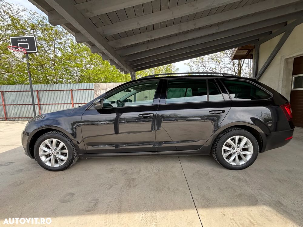 Skoda Octavia 1.6 TDI DSG Ambition - 10