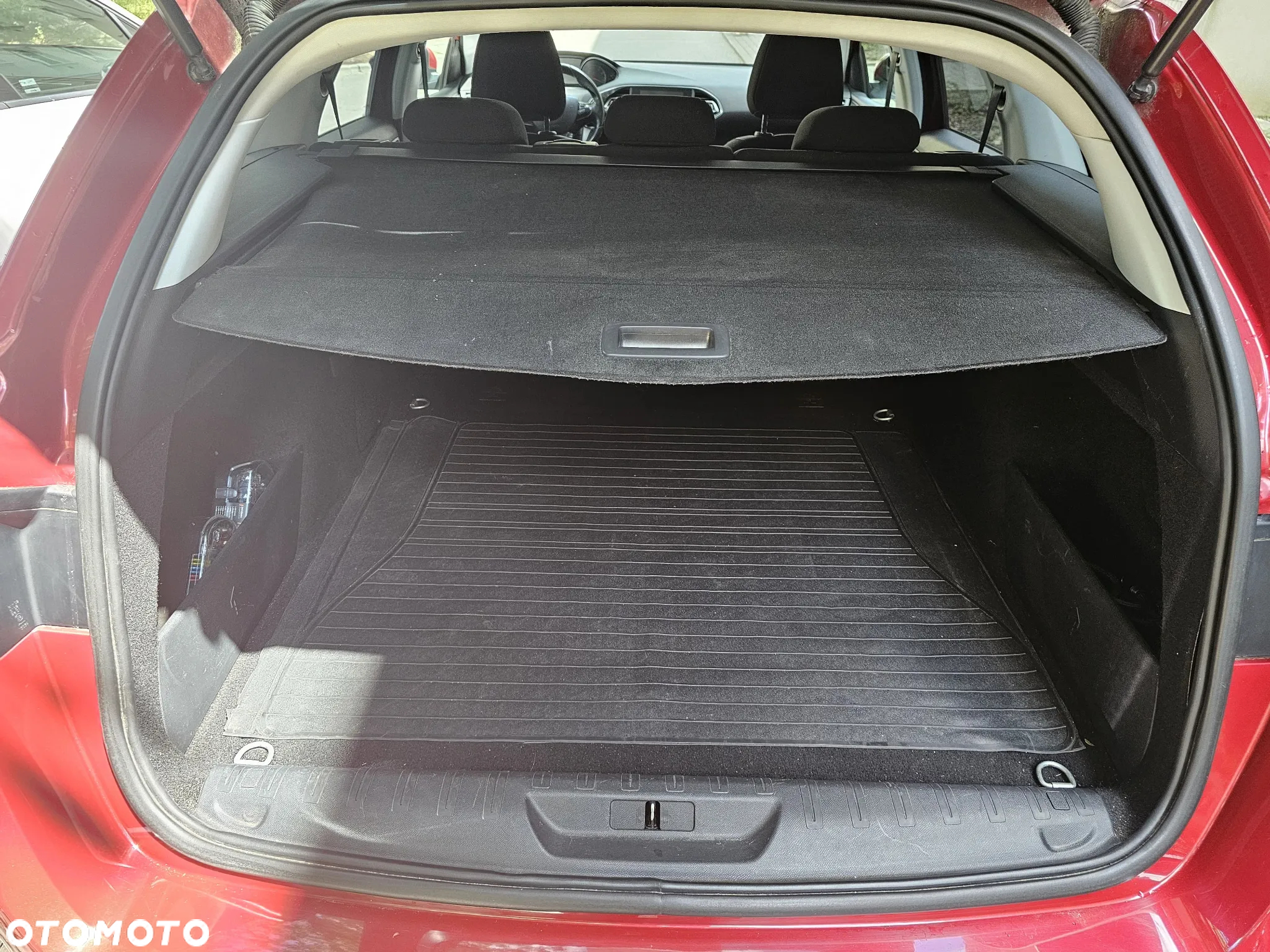 Peugeot 308 SW 1.2 PureTech GPF Active S&S - 21
