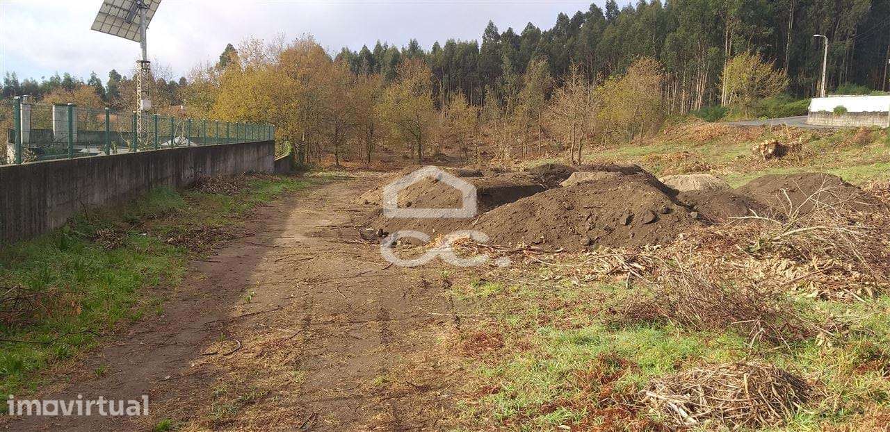 Vende-se Terreno de construção em Oliveira Sta Maria - Grande imagem: 3/9