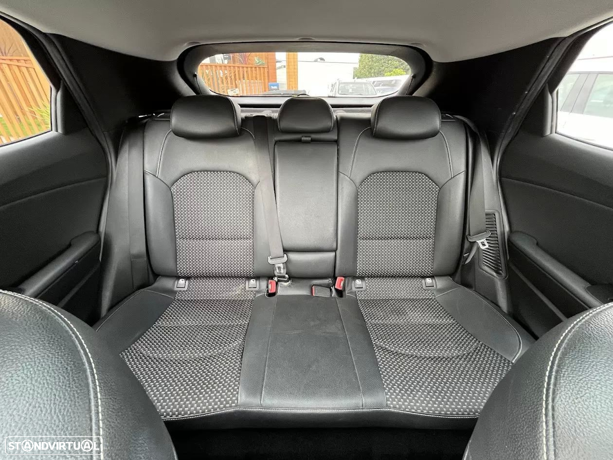 Kia XCeed 1.6 GDi PHEV Drive - 34