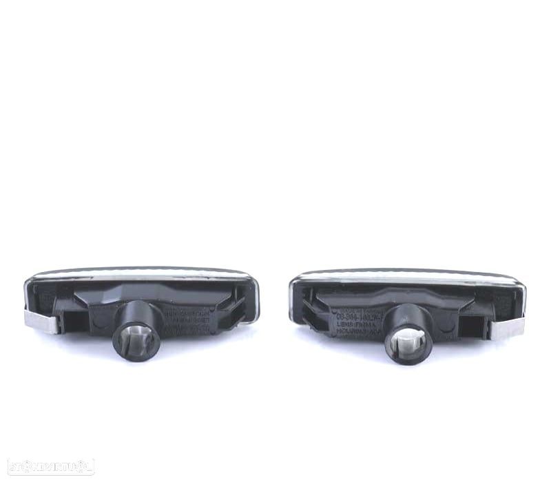 PISCAS LATERAIS E39 95-03 FUNDO PRETO - 2