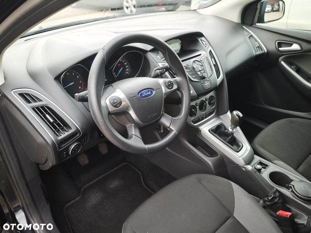 Ford Focus 1.0 EcoBoost Start-Stopp-System TREND - 26