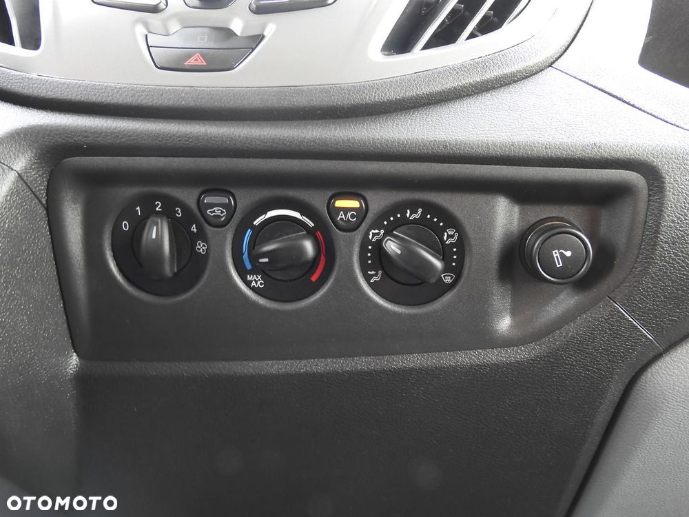 Ford TRANSIT  KONTENER WINDA 8 PALET TEMPOMAT LEDY BLIŹNIACZE KOŁA KLIMATYZACJA  170KM - 37
