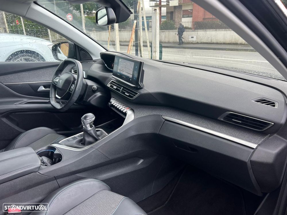 Peugeot 3008 1.5 BlueHDi Allure Pack - 17