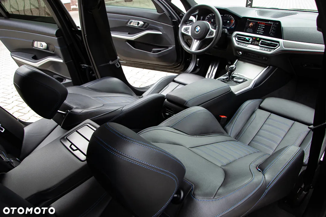 BMW Seria 3 - 36