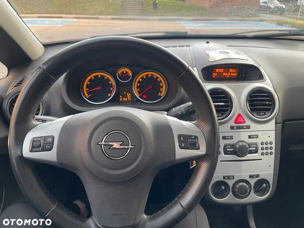 Opel Corsa 1.2 16V Enjoy - 9