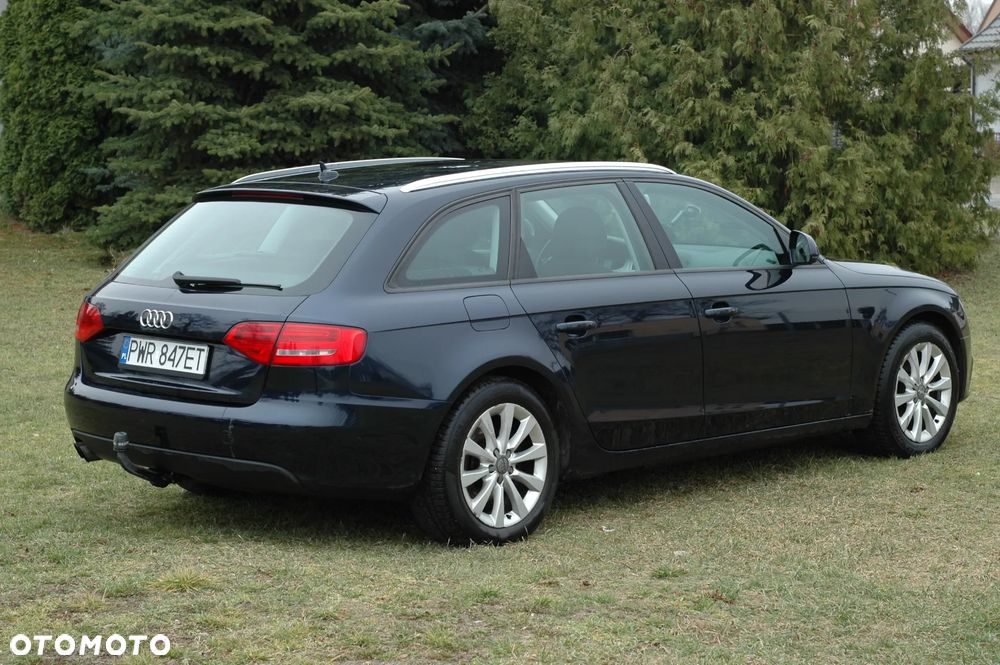 Audi A4 Avant 2.0 TDI DPF Ambiente - 4