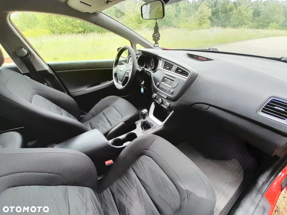Kia Ceed 1.4 CRDi S - 24