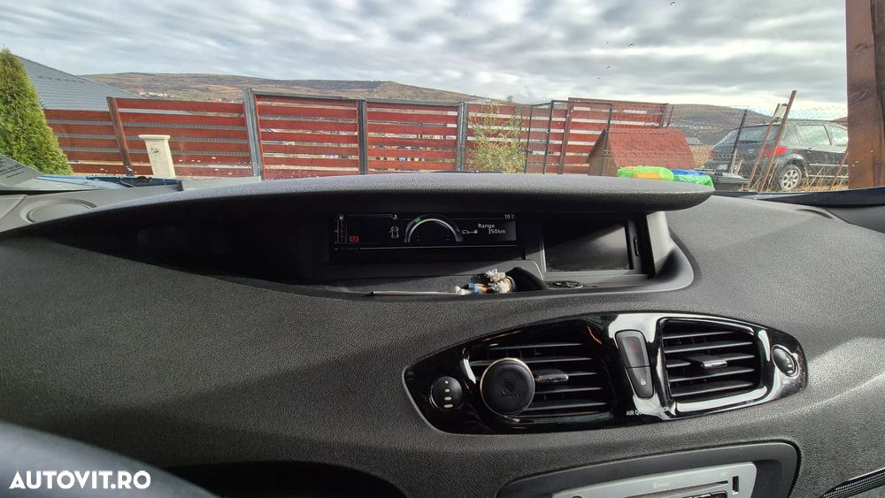 Renault Grand Scenic 1.5dCi Privilege - 8