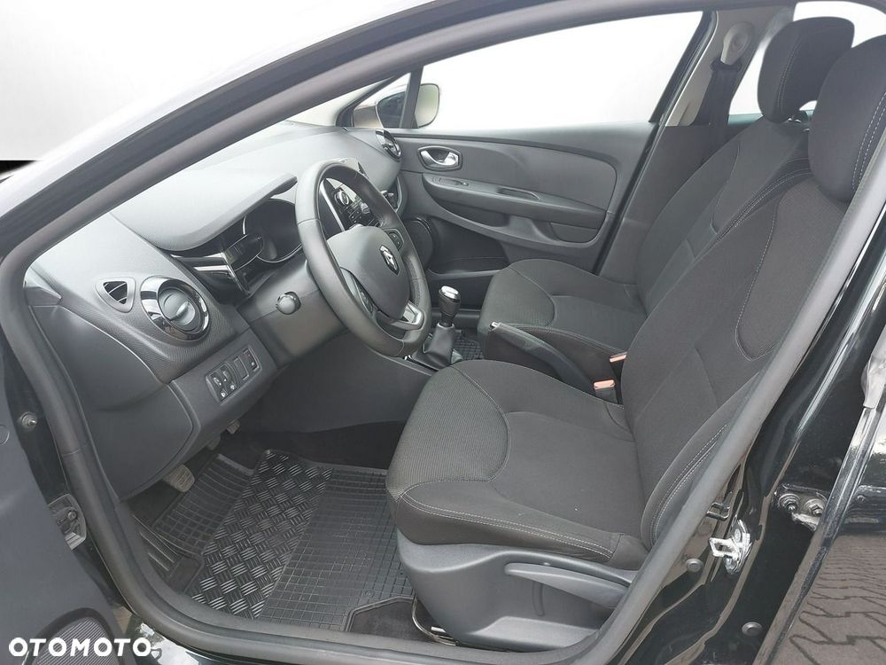 Renault Clio - 12