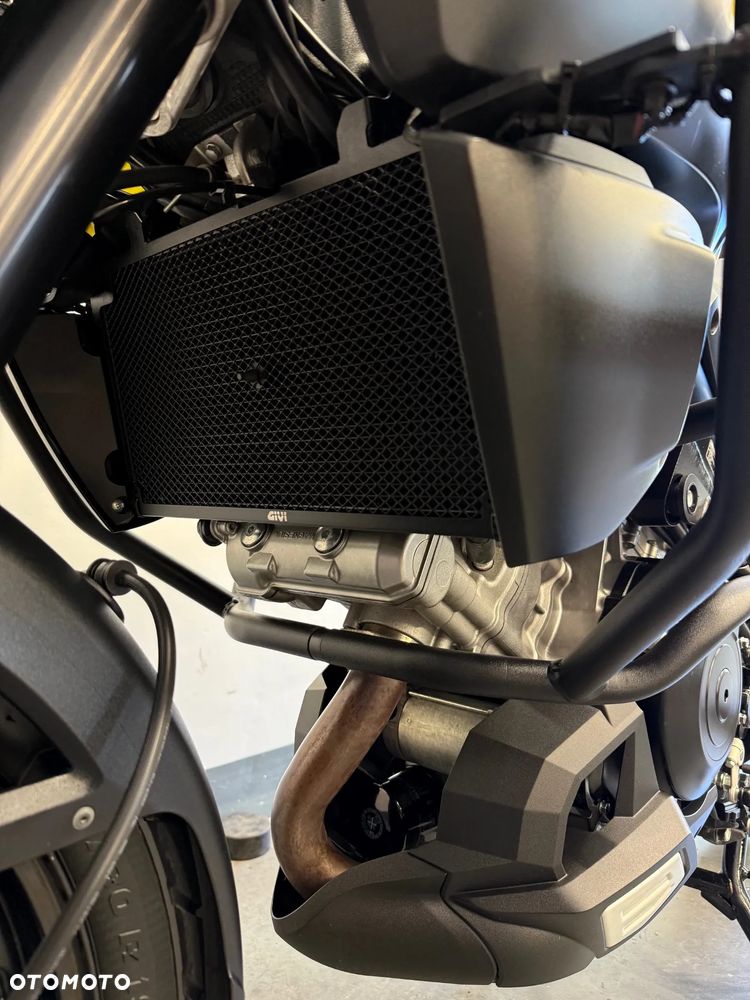 Suzuki V-STROM - 27