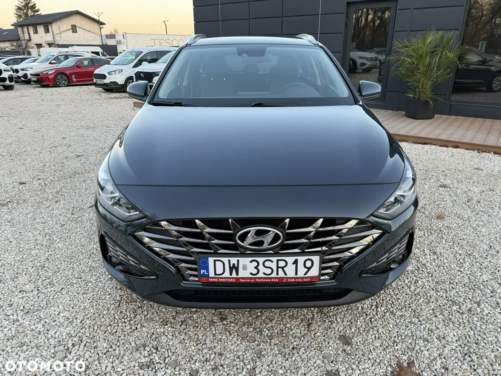 Hyundai i30 1.5 DPI Classic + - 6