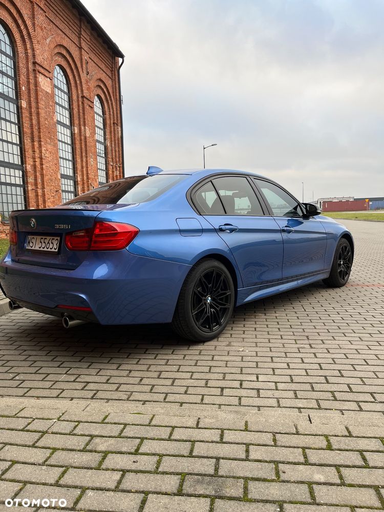 BMW Seria 3 335xi - 6