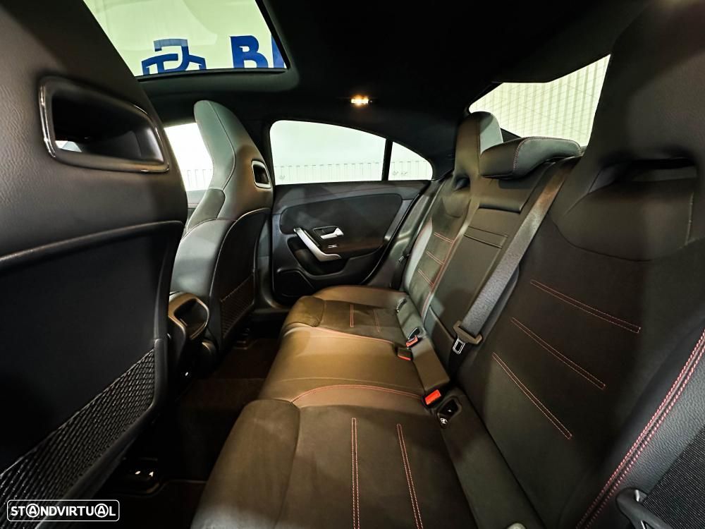 Mercedes-Benz CLA 250 e 8G-DCT AMG Line - 10
