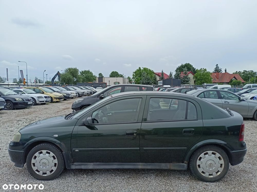 Opel Astra - 2