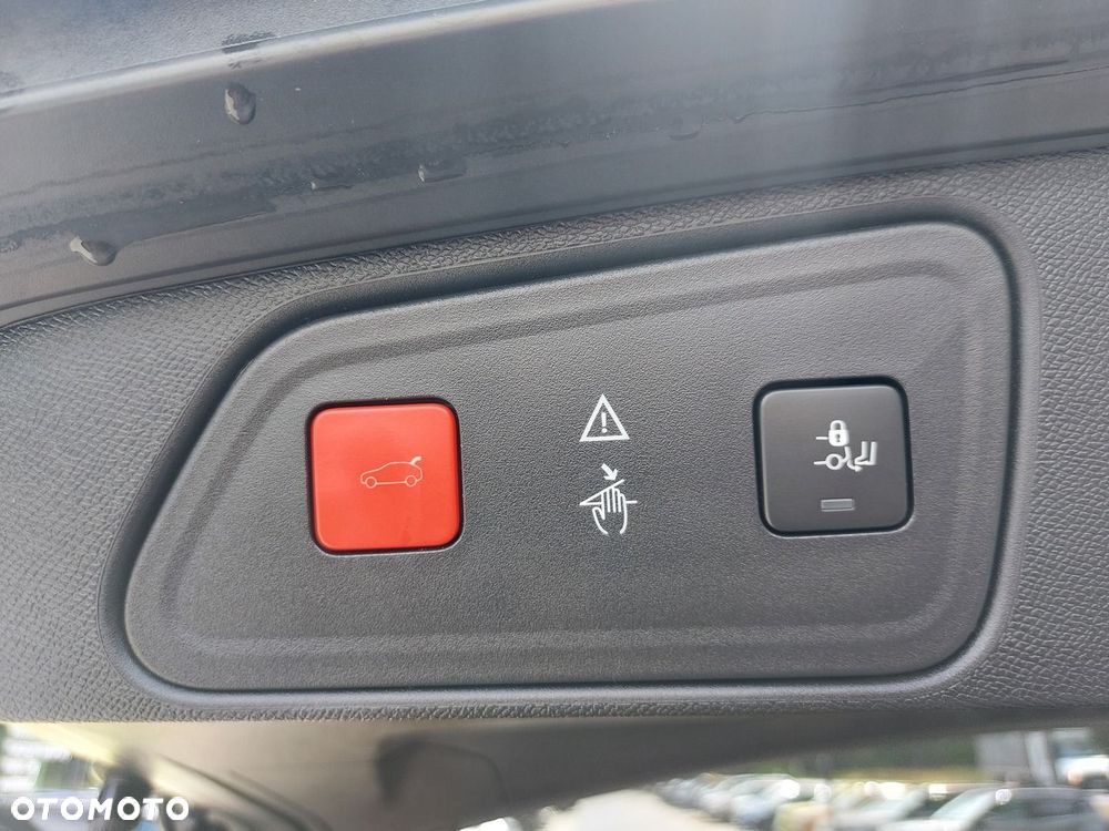 Peugeot 3008 1.2 PureTech Access S&S - 10